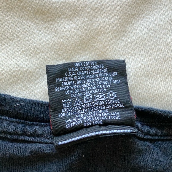 Black Jimi Hendrix Graphic T-Shirt - Picture 4 of 4